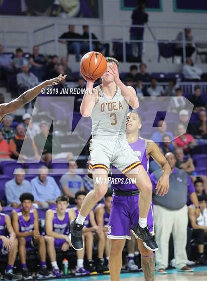 Thumbnail 2 in O'Dea vs. Gonzaga (City of Palms Classic) photogallery.