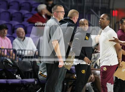 Thumbnail 2 in O'Dea vs. Gonzaga (City of Palms Classic) photogallery.