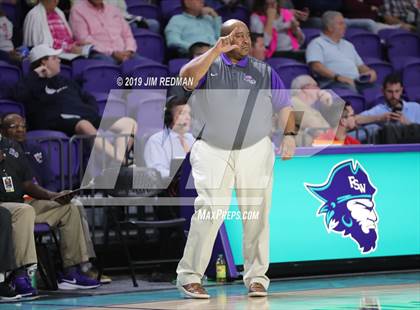 Thumbnail 2 in O'Dea vs. Gonzaga (City of Palms Classic) photogallery.