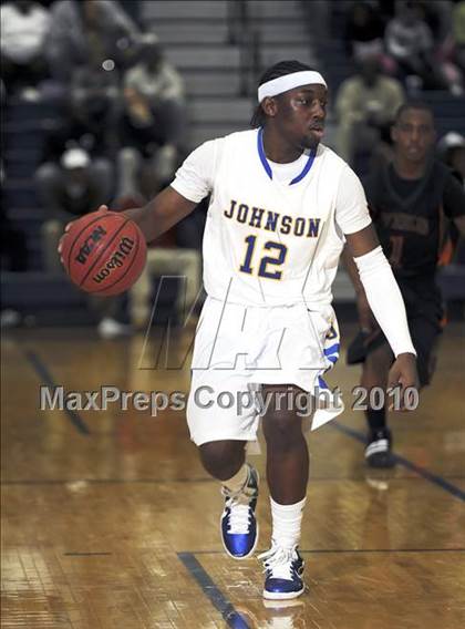 Thumbnail 2 in Johnson vs. Huffman photogallery.