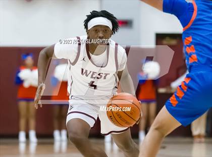 Thumbnail 3 in East St. Louis @ Belleville West photogallery.