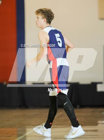 Thumbnail 2 in Campolindo vs. Lincoln (Modesto Christian Holiday Hoops Classic) photogallery.