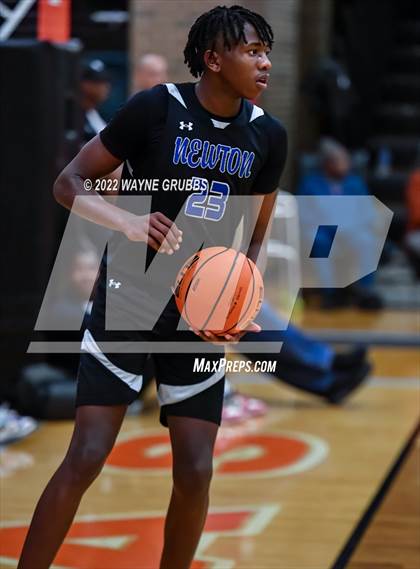Thumbnail 2 in Newton @ Duncanville (Red River Hoopfest) photogallery.