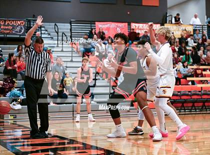 Thumbnail 2 in Cheyenne Wells vs. Stanton County photogallery.