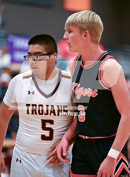 Thumbnail 3 in Cheyenne Wells vs. Stanton County photogallery.