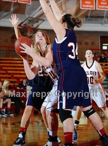 Thumbnail 3 in Beloit vs. Manhattan (McPherson Optimist Tournament) photogallery.