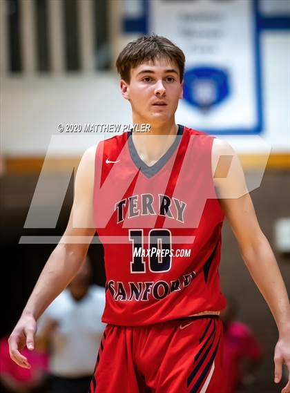 Thumbnail 2 in Terry Sanford @ Westover photogallery.