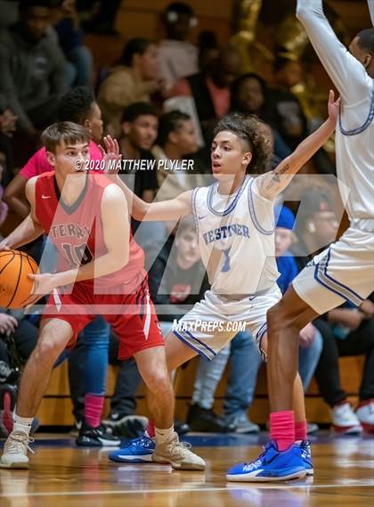 Thumbnail 2 in Terry Sanford @ Westover photogallery.