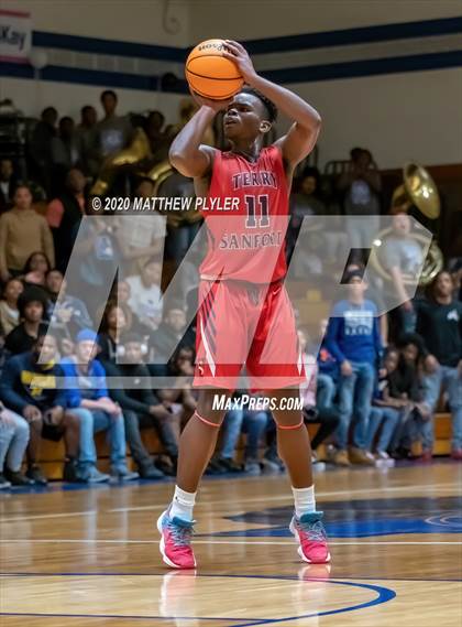 Thumbnail 2 in Terry Sanford @ Westover photogallery.