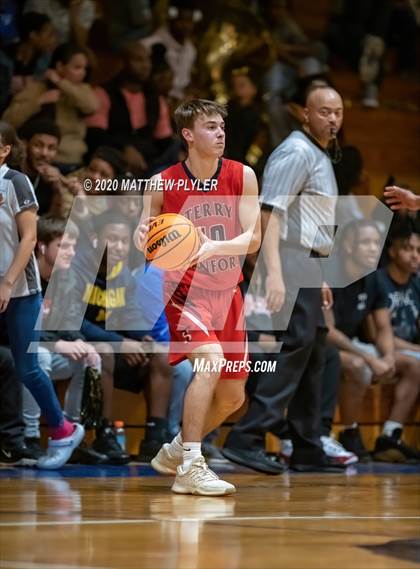 Thumbnail 2 in Terry Sanford @ Westover photogallery.