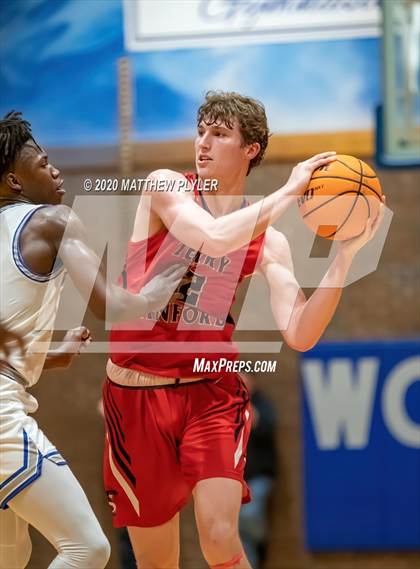 Thumbnail 1 in Terry Sanford @ Westover photogallery.