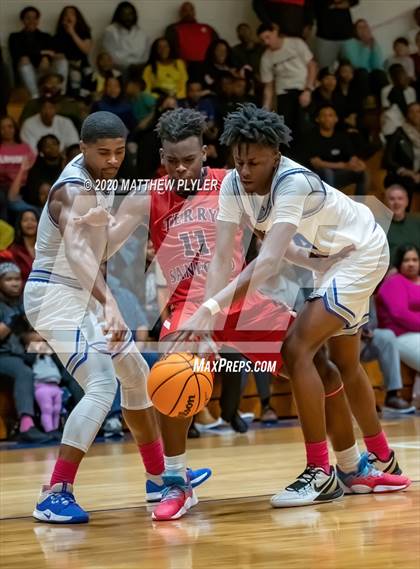 Thumbnail 3 in Terry Sanford @ Westover photogallery.