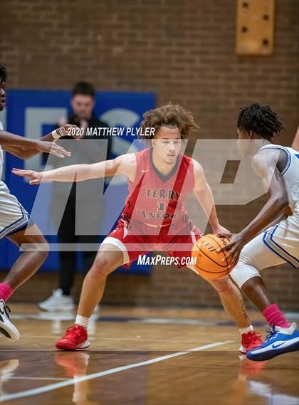 Thumbnail 2 in Terry Sanford @ Westover photogallery.