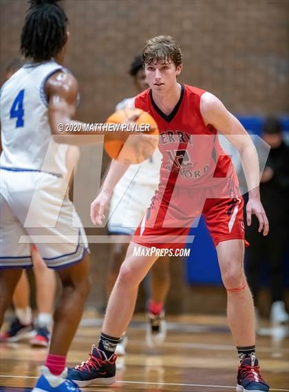 Thumbnail 1 in Terry Sanford @ Westover photogallery.