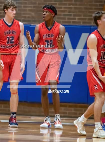 Thumbnail 1 in Terry Sanford @ Westover photogallery.