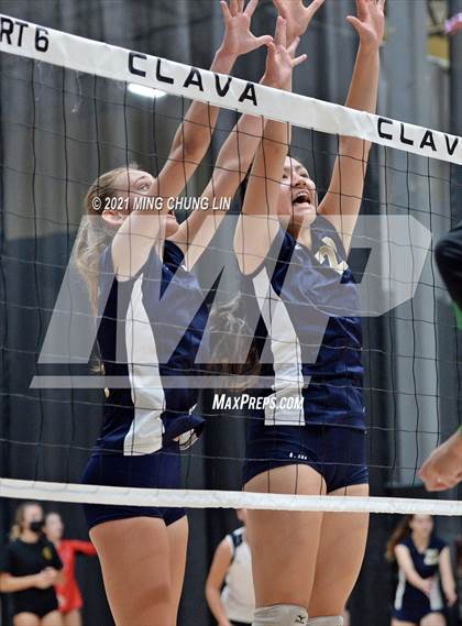 Thumbnail 1 in Yucaipa vs. Upland (Queen's Court Tournament) photogallery.