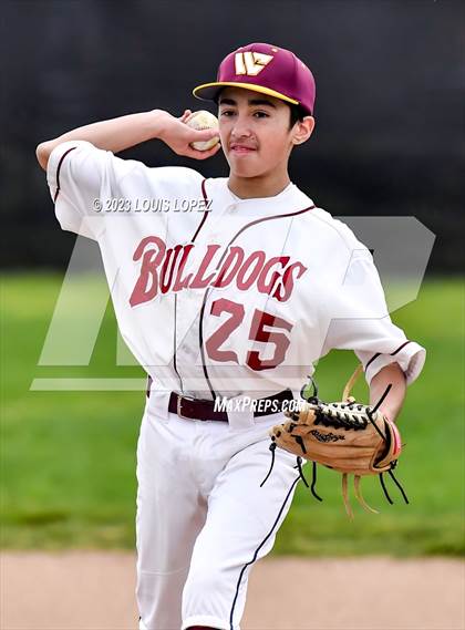 Thumbnail 3 in Alta Loma @ West Covina photogallery.