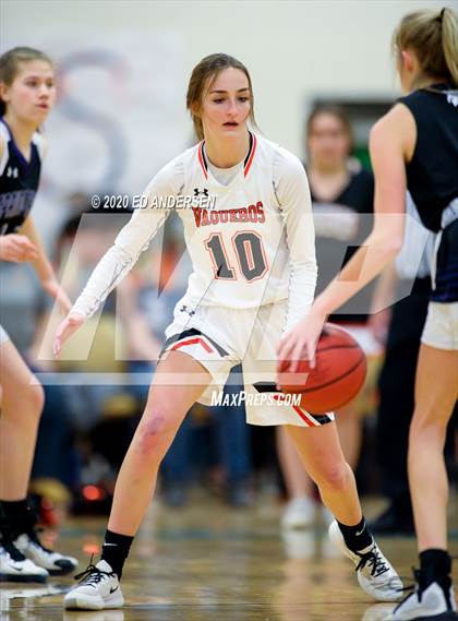 Thumbnail 3 in Fernley vs. Spring Creek (NIAA 3A Northern Semifinals) photogallery.