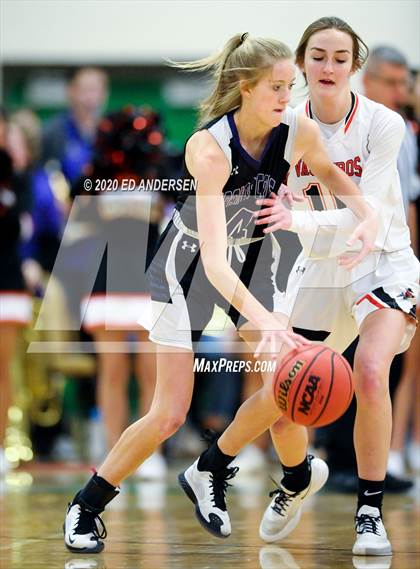 Thumbnail 3 in Fernley vs. Spring Creek (NIAA 3A Northern Semifinals) photogallery.