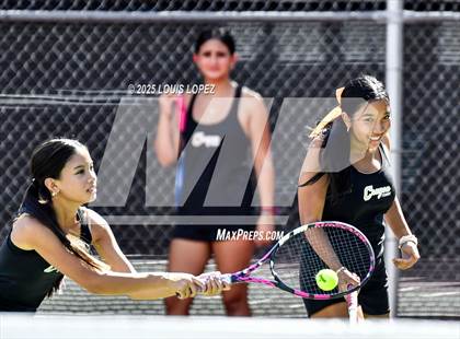 Thumbnail 1 in JV: Yorba Linda @ Canyon photogallery.