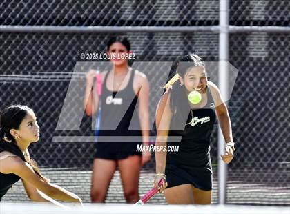 Thumbnail 3 in JV: Yorba Linda @ Canyon photogallery.