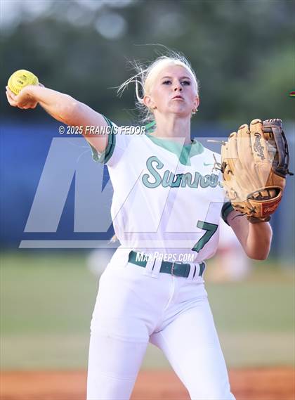 Thumbnail 3 in Sumner vs. Plant City (FHSAA 7A District Semifinal) photogallery.