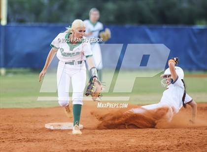 Thumbnail 3 in Sumner vs. Plant City (FHSAA 7A District Semifinal) photogallery.