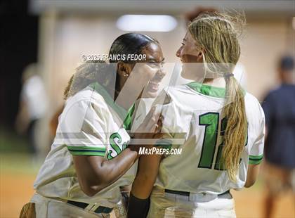 Thumbnail 2 in Sumner vs. Plant City (FHSAA 7A District Semifinal) photogallery.
