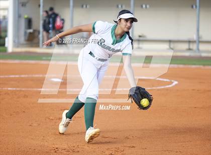 Thumbnail 3 in Sumner vs. Plant City (FHSAA 7A District Semifinal) photogallery.