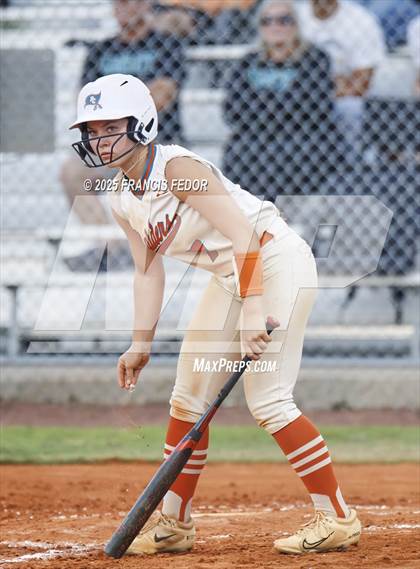 Thumbnail 1 in Sumner vs. Plant City (FHSAA 7A District Semifinal) photogallery.