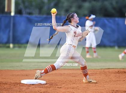Thumbnail 1 in Sumner vs. Plant City (FHSAA 7A District Semifinal) photogallery.