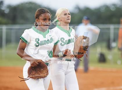 Thumbnail 1 in Sumner vs. Plant City (FHSAA 7A District Semifinal) photogallery.