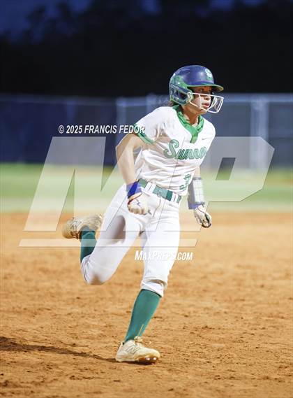 Thumbnail 2 in Sumner vs. Plant City (FHSAA 7A District Semifinal) photogallery.