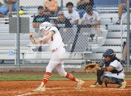 Thumbnail 2 in Sumner vs. Plant City (FHSAA 7A District Semifinal) photogallery.