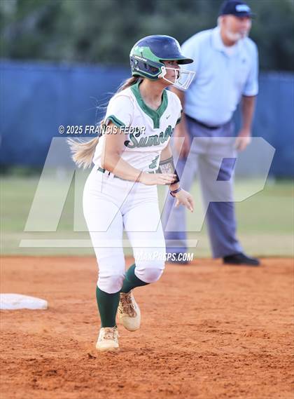 Thumbnail 1 in Sumner vs. Plant City (FHSAA 7A District Semifinal) photogallery.