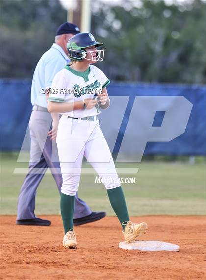 Thumbnail 2 in Sumner vs. Plant City (FHSAA 7A District Semifinal) photogallery.