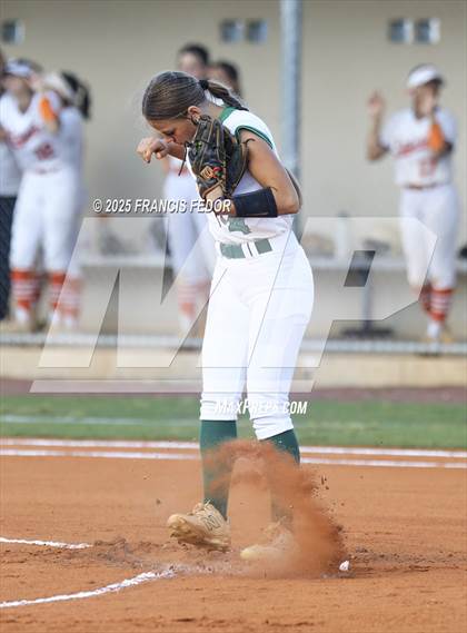 Thumbnail 1 in Sumner vs. Plant City (FHSAA 7A District Semifinal) photogallery.