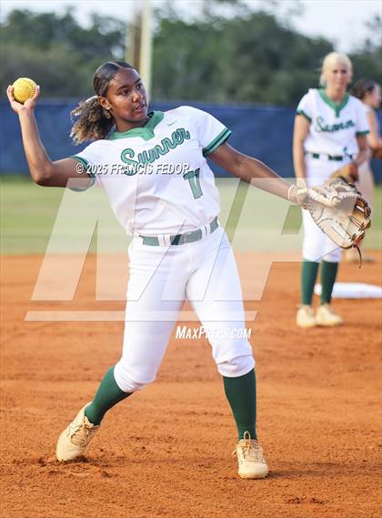 Thumbnail 2 in Sumner vs. Plant City (FHSAA 7A District Semifinal) photogallery.