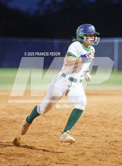 Thumbnail 1 in Sumner vs. Plant City (FHSAA 7A District Semifinal) photogallery.