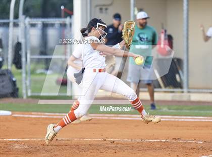 Thumbnail 1 in Sumner vs. Plant City (FHSAA 7A District Semifinal) photogallery.