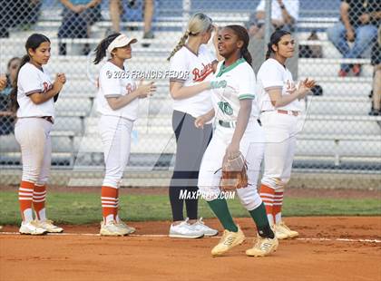 Thumbnail 1 in Sumner vs. Plant City (FHSAA 7A District Semifinal) photogallery.