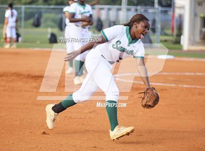 Thumbnail 1 in Sumner vs. Plant City (FHSAA 7A District Semifinal) photogallery.