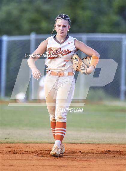 Thumbnail 3 in Sumner vs. Plant City (FHSAA 7A District Semifinal) photogallery.
