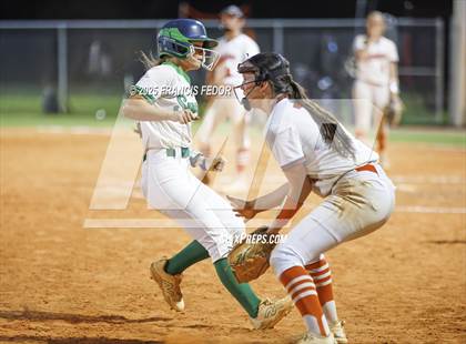 Thumbnail 2 in Sumner vs. Plant City (FHSAA 7A District Semifinal) photogallery.