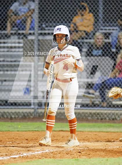Thumbnail 3 in Sumner vs. Plant City (FHSAA 7A District Semifinal) photogallery.