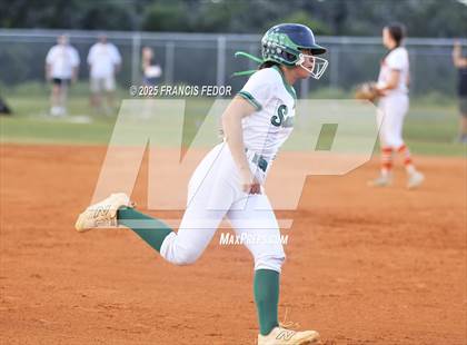 Thumbnail 3 in Sumner vs. Plant City (FHSAA 7A District Semifinal) photogallery.