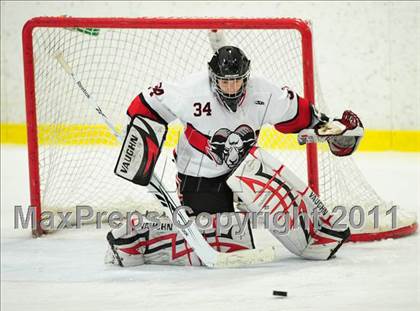 Thumbnail 3 in St. Joseph vs. New Canaan (FCIAC Final) photogallery.