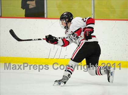 Thumbnail 3 in St. Joseph vs. New Canaan (FCIAC Final) photogallery.