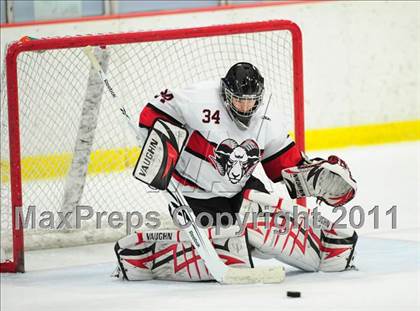 Thumbnail 3 in St. Joseph vs. New Canaan (FCIAC Final) photogallery.