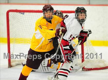 Thumbnail 2 in St. Joseph vs. New Canaan (FCIAC Final) photogallery.
